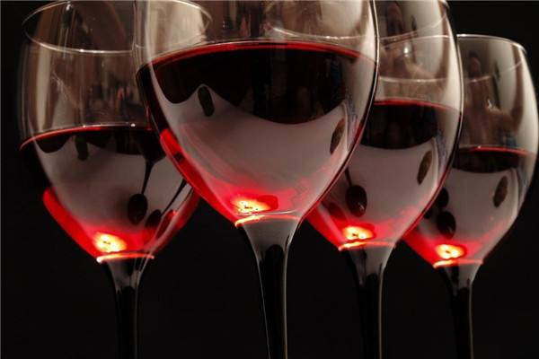 谷地庄园葡萄酒